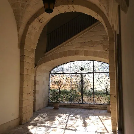 Mulberry House Spongano