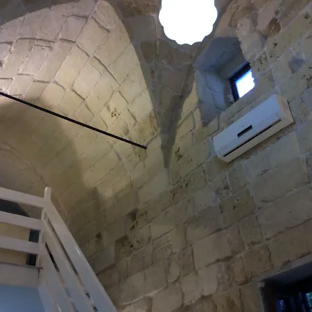 Mulberry House * Spongano